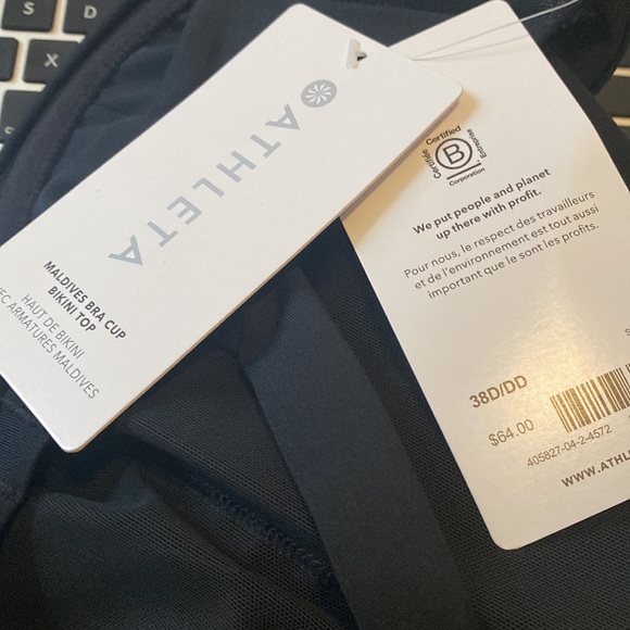 🖤 Athleta Maldives Bra Cup Bikini Top // Black - Picture 10 of 13